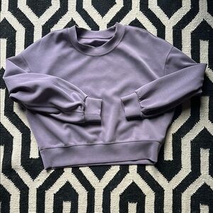 Lululemon Softstreme perfectly cropped Sweatshirt